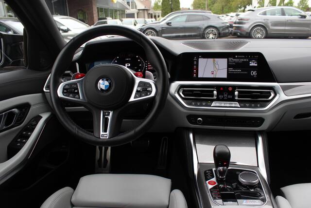 BMW M3 3-serie Competition / 360Camera / Carbon / Head-up / Keyless / Leder / 19'' / CarPlay / Dealer onderhouden / Stuur+Stoelverwarming / Dodehoek / DAB / ACC