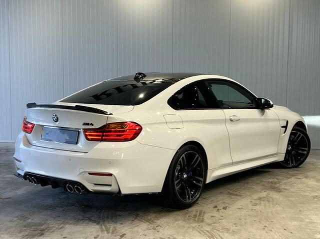 BMW M4 4-serie Coupé Carbon dak