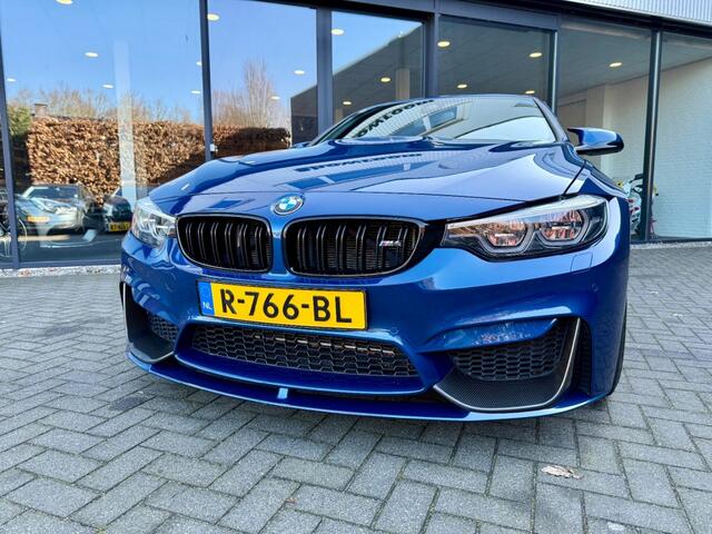 BMW M4 M4 Competition Avus Blau Individual