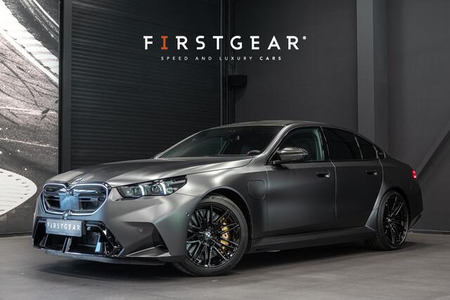 BMW M5 5-serie *Ultimate-Pakket / Bowers & Wilkins / Keramisch / M-Carbon in- & exterieur / Stoelventilatie / Memory*