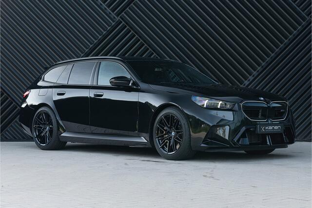 BMW M5 Touring V8 Hybride M Keramisch Pano Alcant.Hemel Bowers&Wilkins Trekhaak