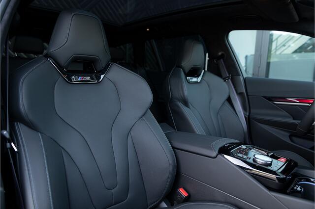 BMW M5 Touring V8 Hybride M Keramisch Pano Alcant.Hemel Bowers&Wilkins Trekhaak