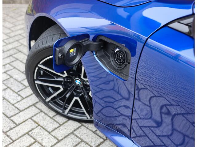 BMW M5 Touring | Marina Bay Blue - Keramisch - Pano - Trekhaak