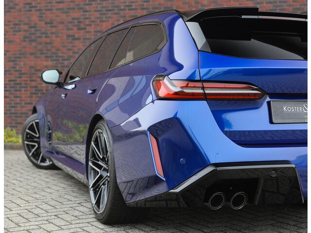 BMW M5 Touring | Marina Bay Blue - Keramisch - Pano - Trekhaak