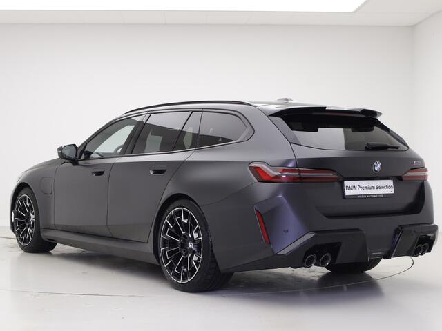 BMW M5 5-serie Touring Touring | Trekhaak | Panorama | Driving Assistant Pro | M-Driver's Pack | Comfort Pack | Carbon interieurlijsten | Marge