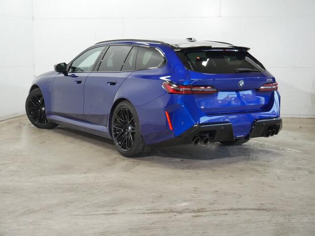 BMW M5 5-serie Touring Touring | Personal CoPilot | Bowers & Wilkins Surround Sound | Trekhaak | M Driver's Pack | Wordt verwacht