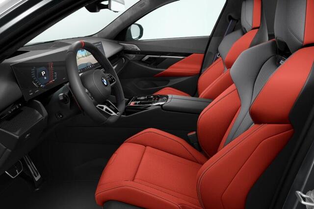 BMW M5 Sedan Keramische Remschijven / Trekhaak / Driving Asssistant Professional