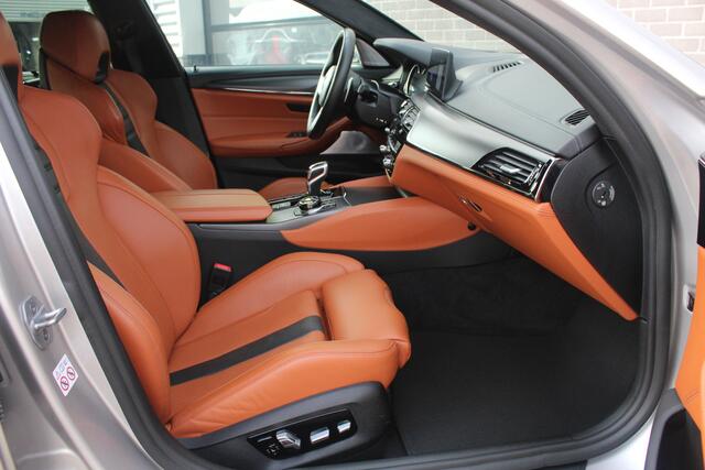 BMW M5 5-serie / Keramisch / B&W / Akrapovic / N.A.P.