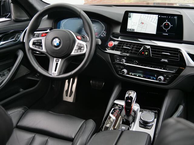 BMW M5 5-serie 600 Pk Automaat Navigatie / Leer / Camera's / Soft Close / Harman Kardon / Stoelverwarming