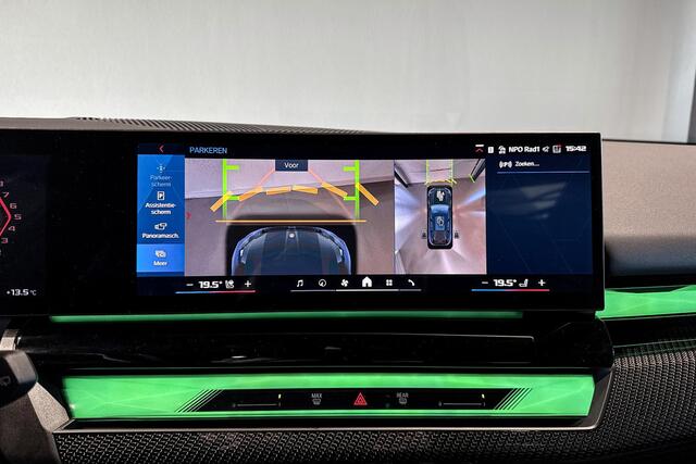 BMW M5 Touring | Glazen Panoramadak | Bowers & Wilkins | Iconic Glow | Stoelventilatie | Trekhaak |