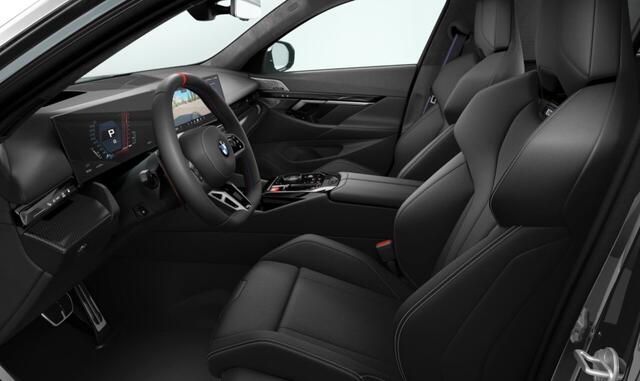 BMW M5 5-serie Touring |M Drive Professional | Elektrisch verstelbare stoelen | Iconic Glow| Comfort Acces | Carbon Interieurlijsten