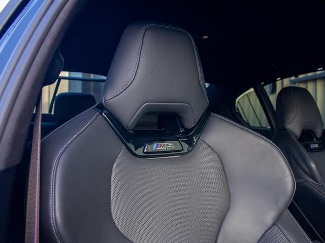 BMW M5 | Keramisch | M drivers package l Carbon | B&W Audio | Trekhaak | NP 181k!