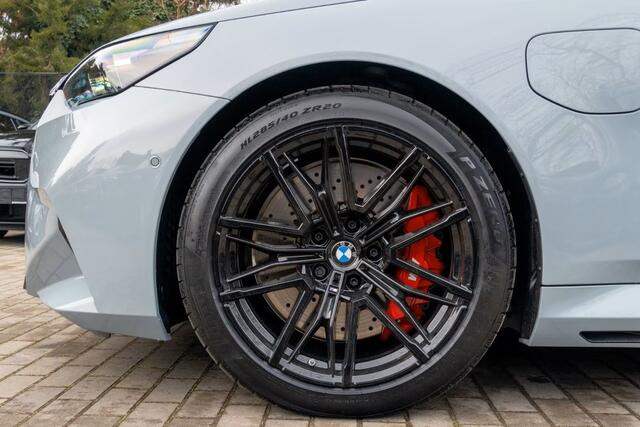 BMW M5 Touring ** DRIV. ASS+, M-REM, PANO, TREKH, ICONIC GLOW, MERINO LEDER, 21 INCH LMV ** 1e EIG - UNFALLFREI - Ex BMW AG ** ** INFORMEER OOK NAAR ONZE AANTREKKELIJKE FINANCIAL-LEASE TARIEVEN **