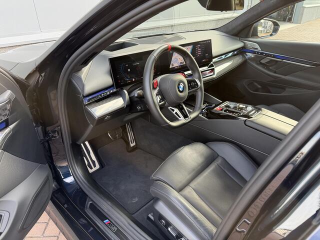 BMW M5 KERAMISCH | CARBON | HUD | B&W