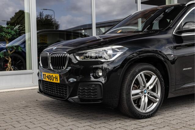 BMW X1 xDrive20i High Executive M-Sport | ACC | NL Auto