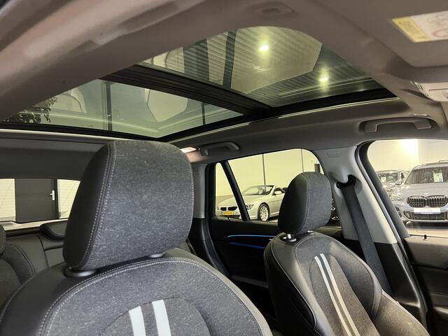 BMW X1 xDrive25e High Executive Panorama | Camera | HUD | Carplay