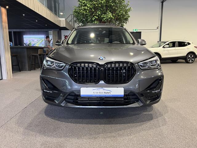 BMW X1 xDrive25e High Executive Panorama | Camera | HUD | Carplay