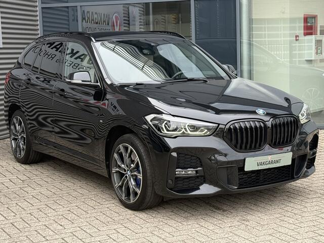 BMW X1 xDrive20i M-SPORT SHADOWLINE AUTOMAAT,NAVI PRO,LEER