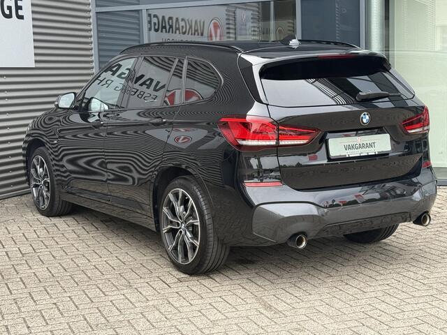 BMW X1 xDrive20i M-SPORT SHADOWLINE AUTOMAAT,NAVI PRO,LEER