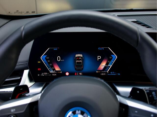 BMW X1 xDrive30e M-Sport pakket | Adapt. LED | Stoelverwarming | Driving Assistant plus | Parking Assistant