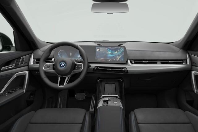 BMW X1 xDrive25e | M Sport Pro | Premium Pack | Comfort Pack | Travel Pack | Trekhaak