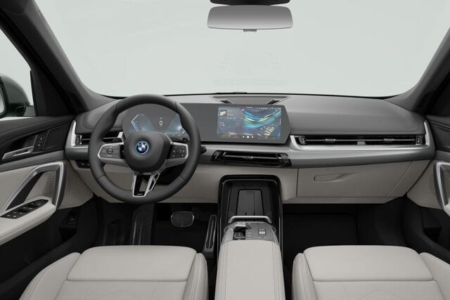 BMW X1 xDrive25e | M Sport Pro | Premium Pack | Travel Pack | Trekhaak