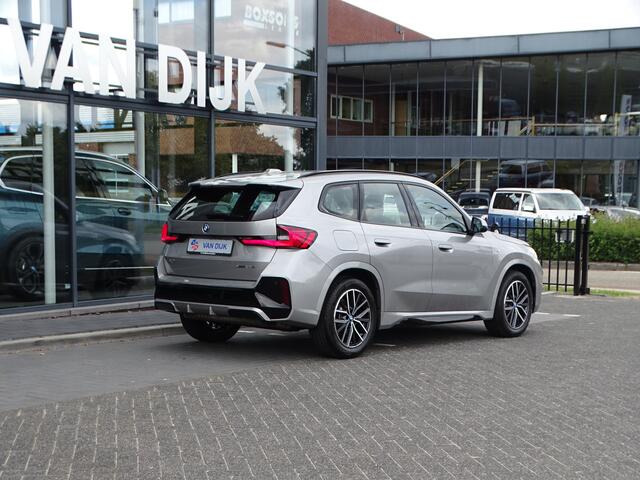 BMW X1 xDrive25e M Sportpakket Shadow-line Adaptief M-onderstel Sportstoelen Driving Assistant Plus Luxury Dashboard 18" LM Velgen