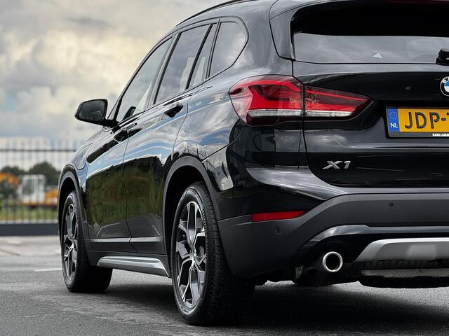 BMW X1 xDrive25e Head-up 18" DAB Hifi Alarm