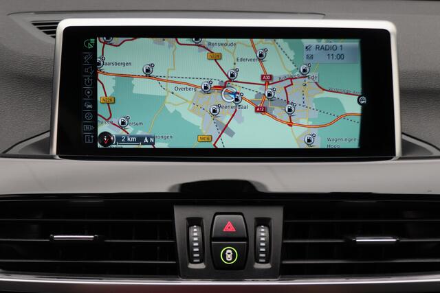 BMW X1 sDrive18i High Executive Automaat Leer, ACC, Head-Up, Navigatie, LED, Afn. Trekhaak, 18"