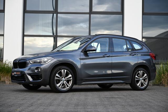BMW X1 sDrive 18i Sport Line LED PDC Clima Trekhaak
