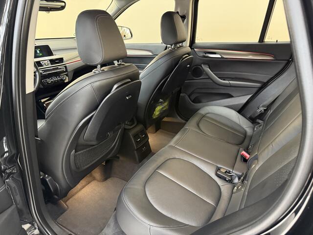 BMW X1 sDrive18i Executive, 136Pk, 2018, 2de eigenaar, Volledig leder, Navigatie, Cruise control, Stoelverwarming, Climate control, Sportstoelen, Elektrische achterklep, Sfeerverlichting