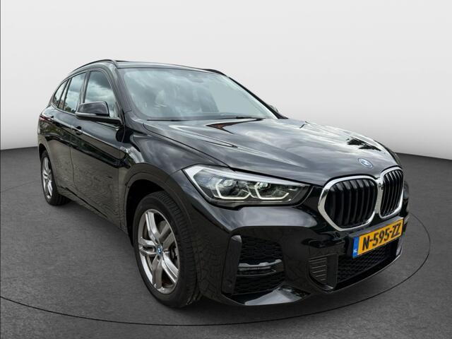BMW X1 xDrive25e Business Edition M-pakket [ Panoramadak LED Adap. Park