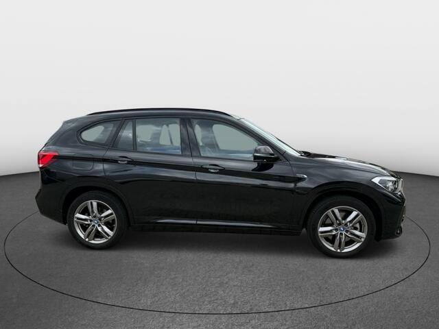 BMW X1 xDrive25e Business Edition M-pakket [ Panoramadak LED Adap. Park