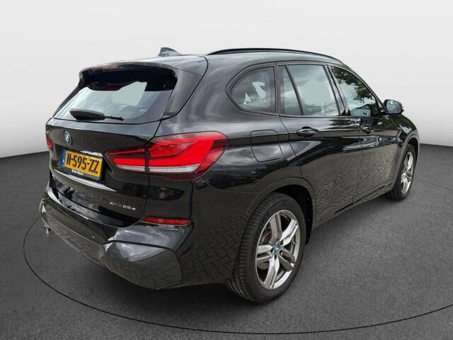 BMW X1 xDrive25e Business Edition M-pakket [ Panoramadak LED Adap. Park