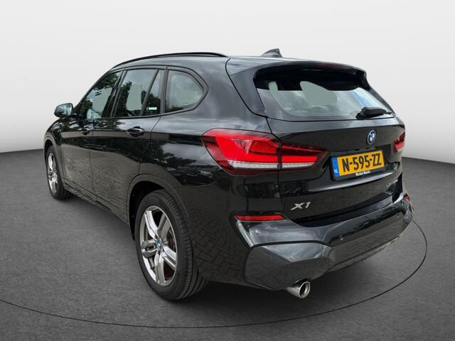 BMW X1 xDrive25e Business Edition M-pakket [ Panoramadak LED Adap. Park