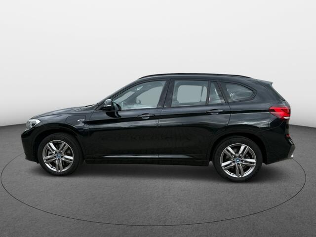 BMW X1 xDrive25e Business Edition M-pakket [ Panoramadak LED Adap. Park