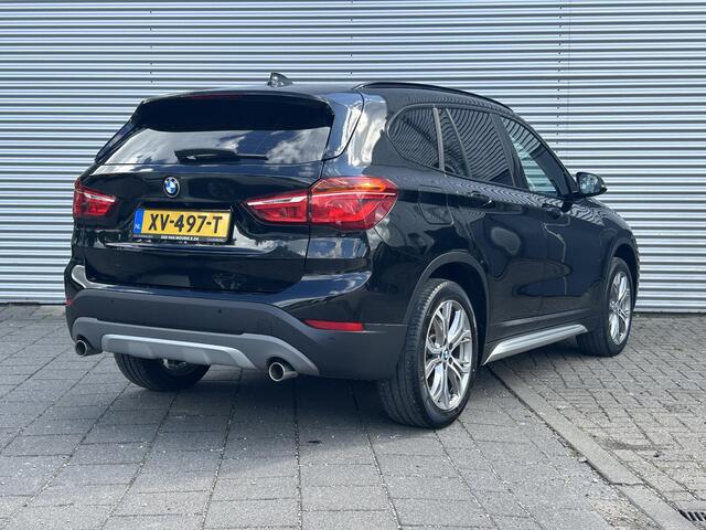 BMW X1 sDrive20i Orange Edition III | Trekhaak | Camera |