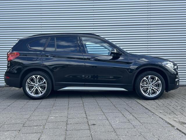 BMW X1 sDrive20i Orange Edition III | Trekhaak | Camera |