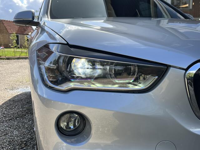 BMW X1 sDrive20i High Executive M-Pakket/Aut/Ecc/Leer/Navi