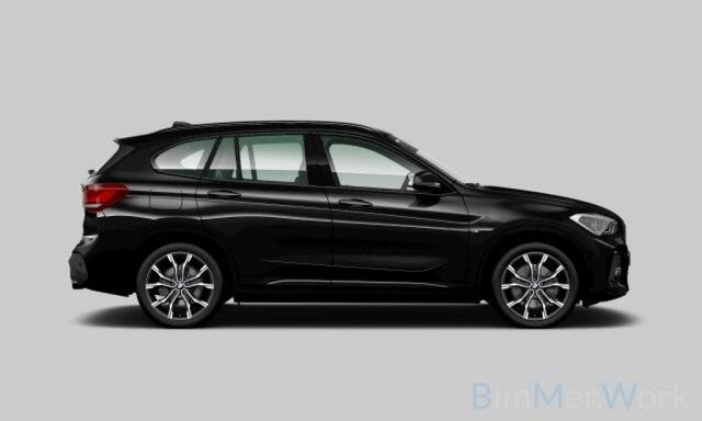 BMW X1 sDrive20i M-Sport,Pano,HUD,LED,Vol Leer,Stoel/stuurverw,NaviPro