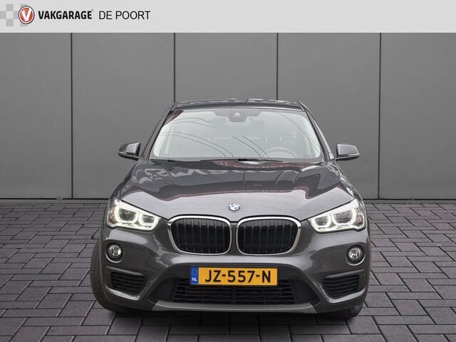 BMW X1 sDrive20i Centennial Executive | NL-auto | 1e Eig | Dealer OH | Navi | Clima | PDC