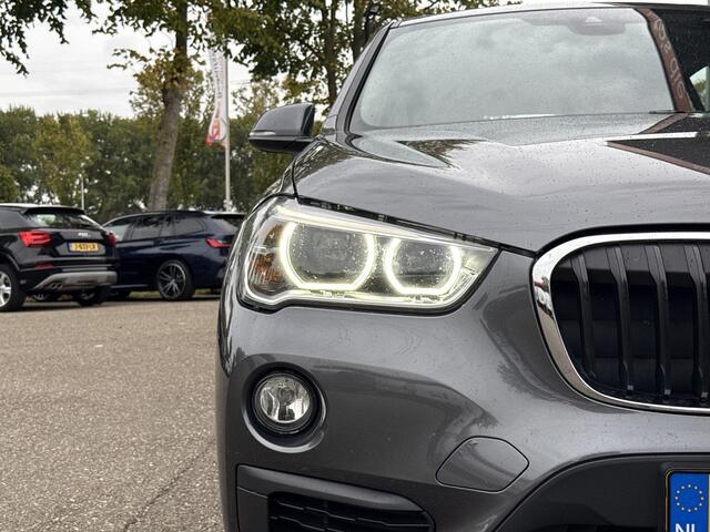 BMW X1 sDrive20i Centennial Executive | NL-auto | 1e Eig | Dealer OH | Navi | Clima | PDC