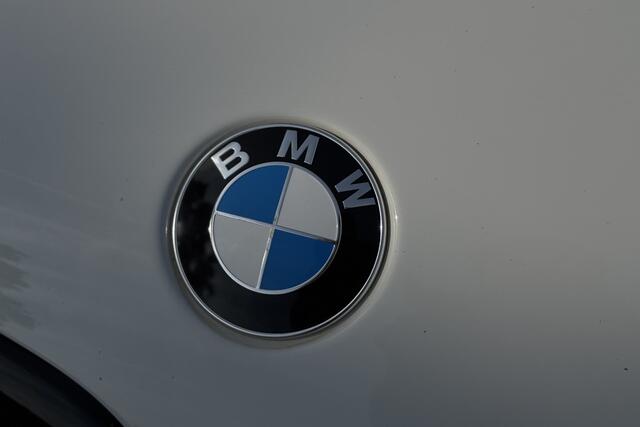 BMW X1 xDrive25e | Memory | Elektrische Klep | LED | Cruise Controle