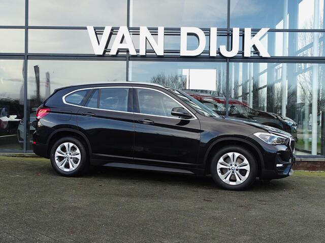 BMW X1 xDrive25e Exe. Pano.Dak Camera Elek.Stoelen ADA.LED Head-up HiFi Apple CarPlay Nav.Plus 17" LM Velgen