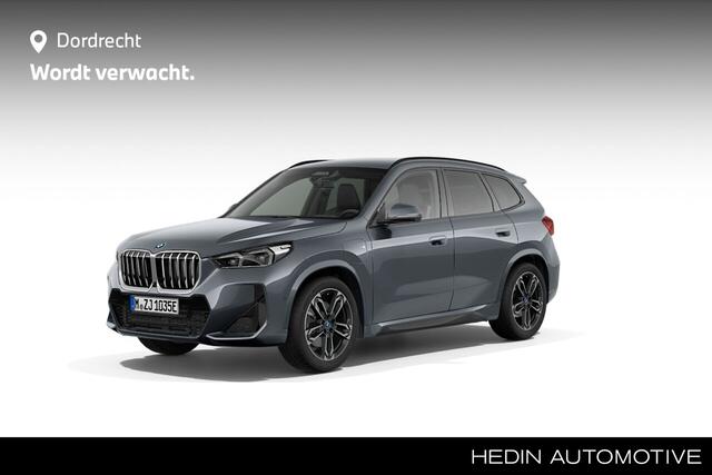 BMW X1 xDrive30e M-Sport | Trekhaak | Harman Kardon | CoPilot | Head-Up Display | Actief stoelen