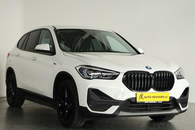BMW X1 xDrive25e / LED / Navi / DAB / Camera / Bluetooth