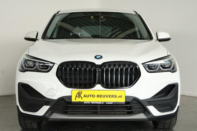 BMW X1 xDrive25e / LED / Navi / DAB / Camera / Bluetooth