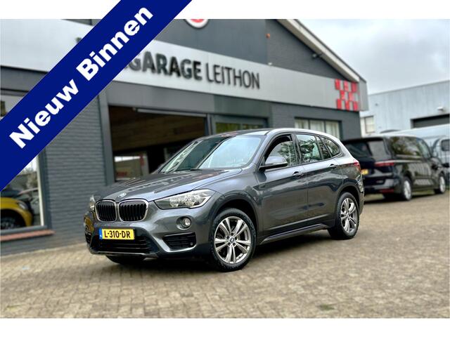 BMW X1 xDrive20i Executive 192pk | afneembare trekhaak | 2.000kg trekgewicht