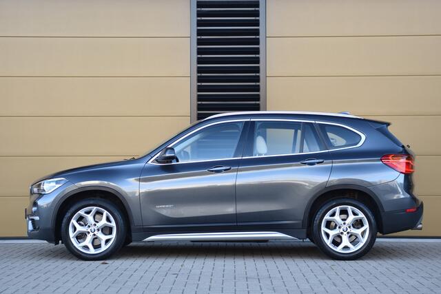 BMW X1 sDrive20i Centennial Executive * Sportstoelen * LED * Lichtpakket * Dealeronderhouden *