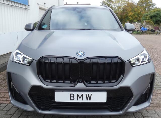 BMW X1 XDRIVE30E M Sport,360,Pano,ACC,Led,HeadUp,Trhaak